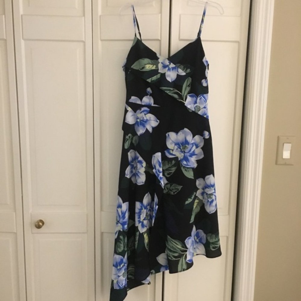 Comfortable and flattering asymmetric dress